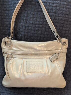 Coach poppy legacy bag and wallet set
